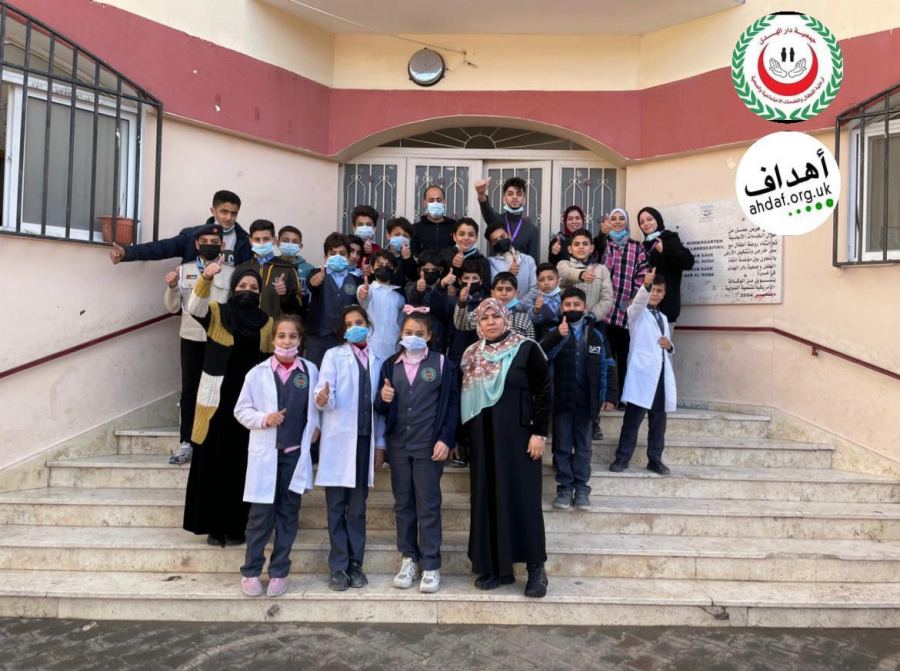 مؤسسة أهداف نفذت دورة إسعافات أولية لطلبة مدرسة الهدى غرب مدينة غزة